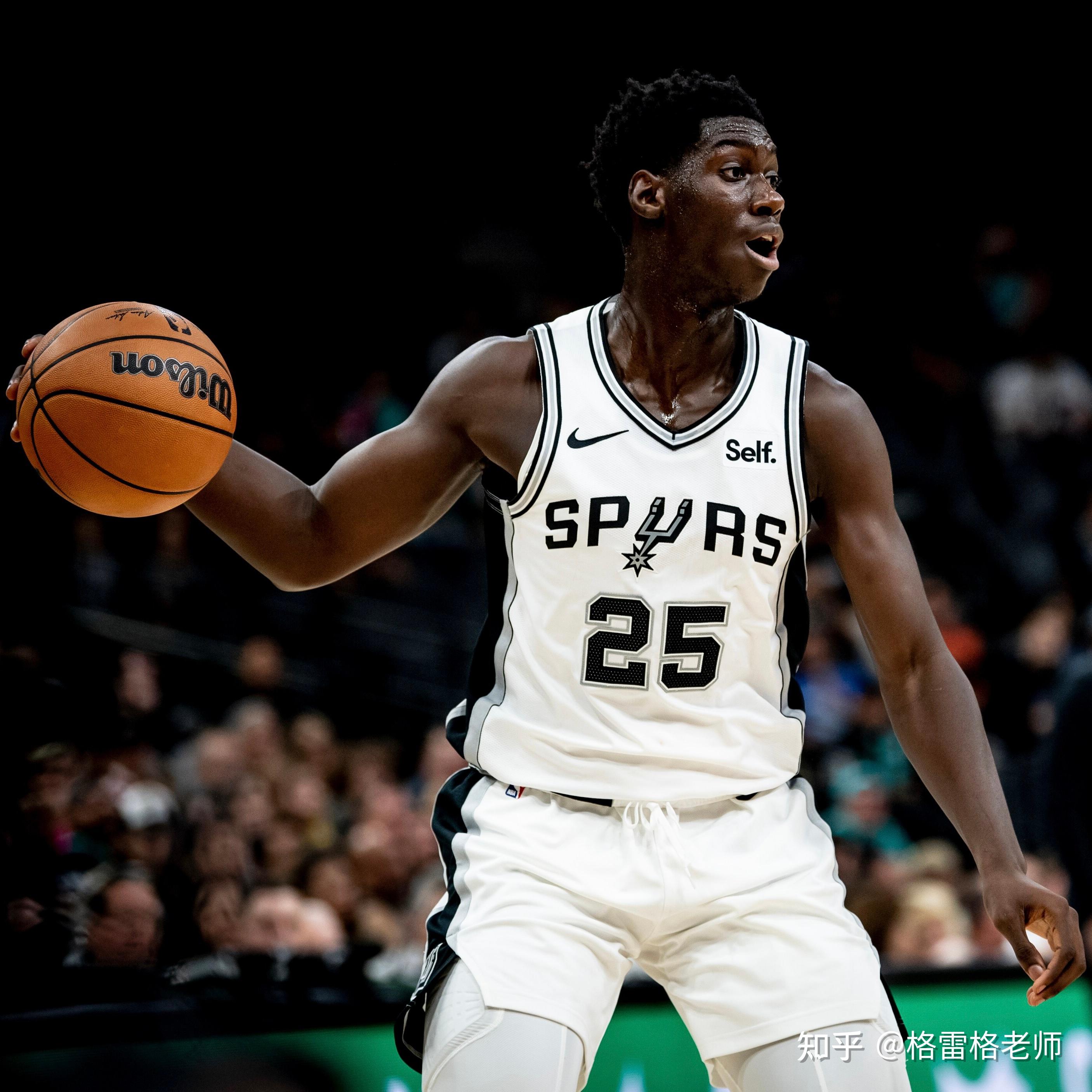 aiyouxi-包含集结日圣安东尼奥马刺遗憾出局——全明星赛节点到来，话题不断，临场指挥获称赞的词条-aiyouxi